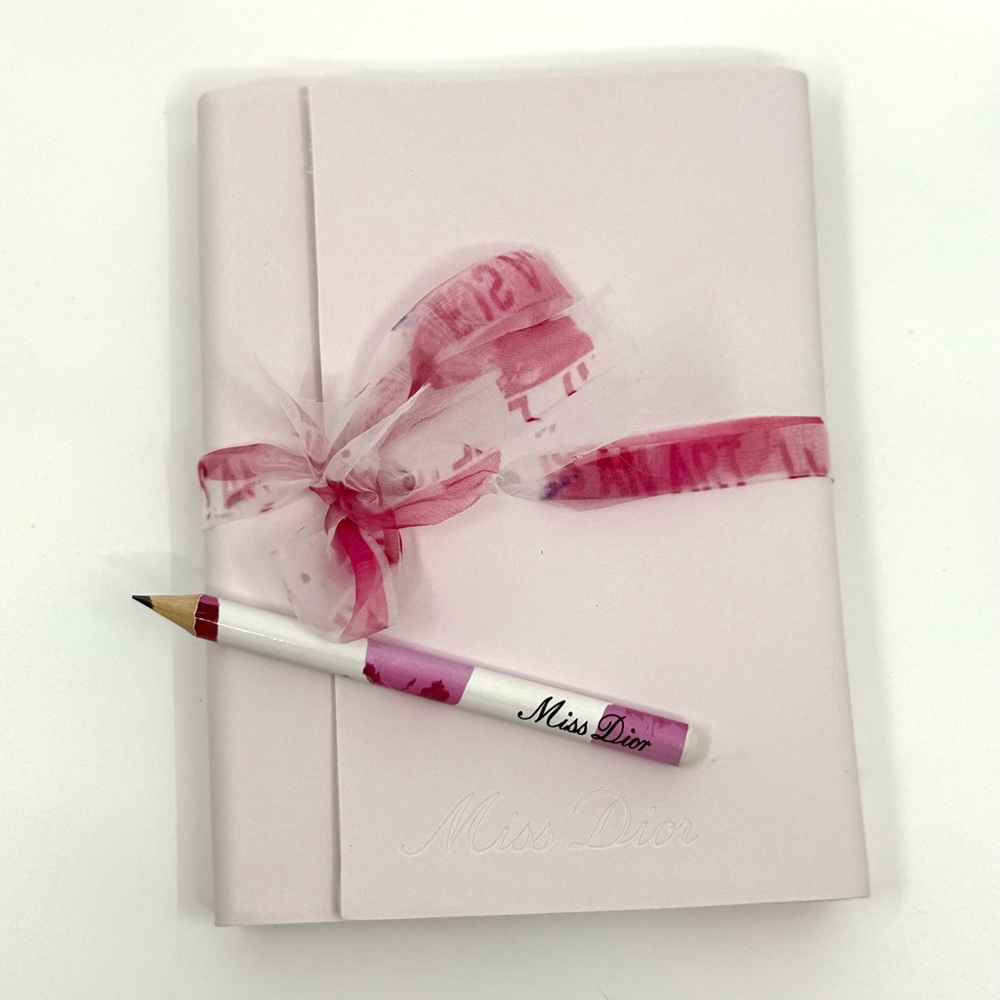 Miss Dior Perfume 5ml Pink Leatherette Notebook Ribbon Pencil set GWP Feminine - Picture 3 of 8